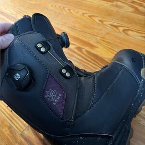 Rome Black Snowboard Boots